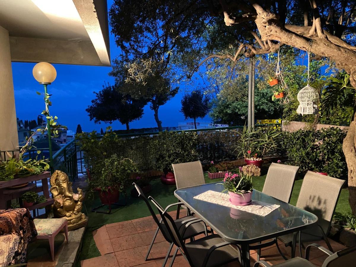 Villa Centaurea Apartment With Private Parking Taormina Kültér fotó
